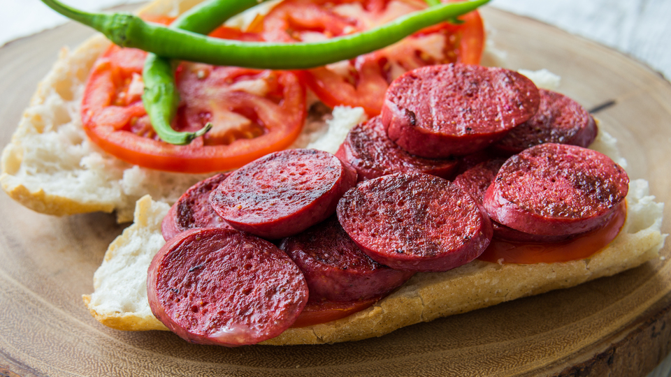 İşlenmiş kırmızı etin fazla tüketimi demans riskini artırabilir