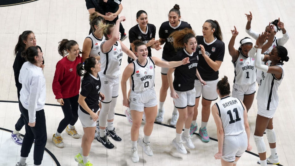 Beşiktaş Kadın Basketbol Takımı çeyrek finalde!