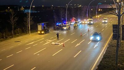 Sürücüyle tartışıp otomobilden atlayan kadın öldü
