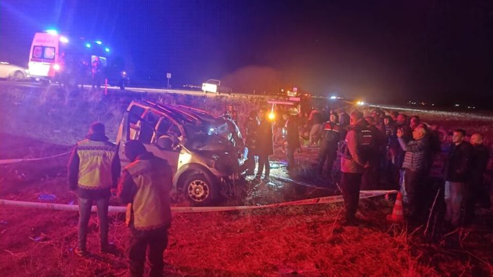 Niğde'de kaza: 2 ölü, 1 yaralı