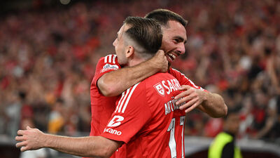 Kerem ve Orkun işbirliği yaptı, Benfica kazandı