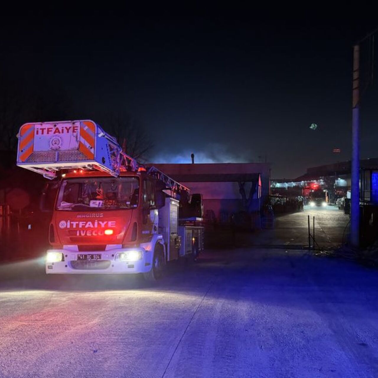 Gaz dolum tesisinde sızıntı