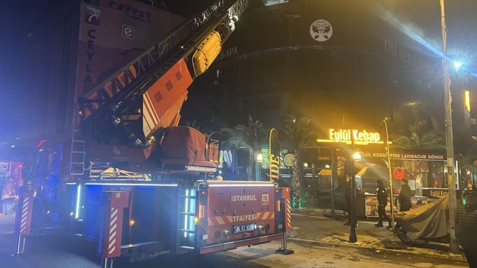 Ataşehir'de otel yangınında 3 kişi öldü!