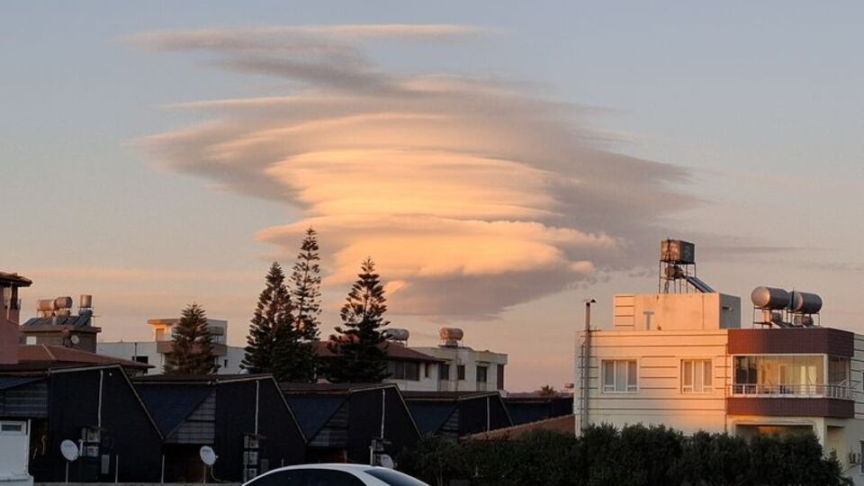 Mercek bulutlarından görsel şölen