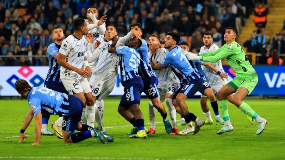 Maçta kırmızı kart kararı!