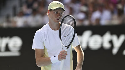 Son şampiyon Sinner çeyrek finalde!