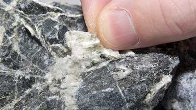 Asbest nedir, nerelerde kullanılır?