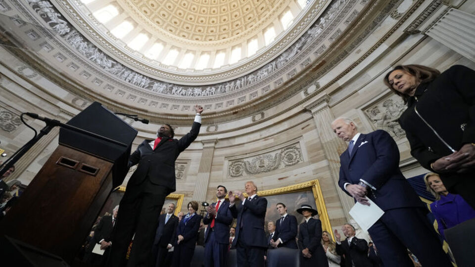 Yemin töreninde Hristiyan ve Yahudi din görevlileri dua etti