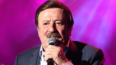 "1000 eseri bir araya getiriyorum"