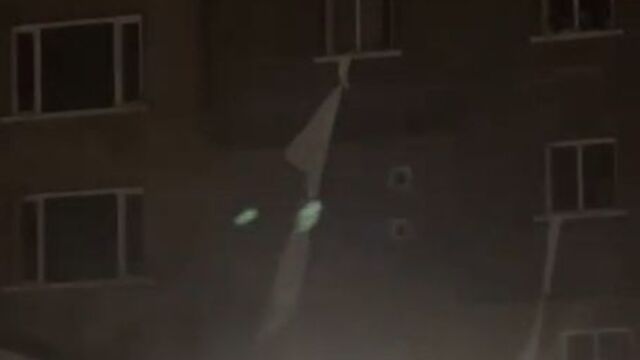 Çarşafla kurtulmaya çalıştılar