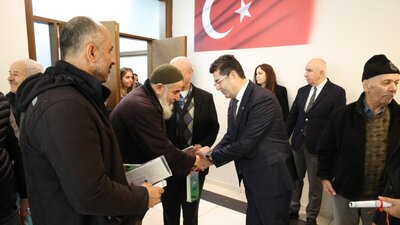 Çekmeköy'de 30 yıllık tapu hasreti bitti