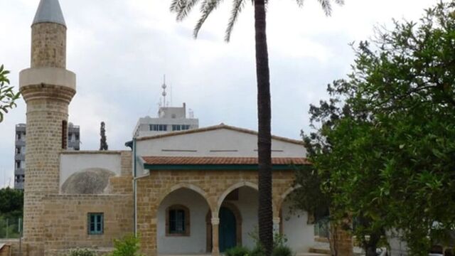 Güney Kıbrıs'taki camiye saldırı