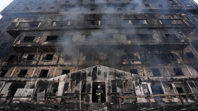 Yangın faciasında iki aile hayatını kaybetti