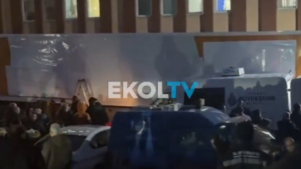 TIR'daki piliç görselleri kaldırıldı