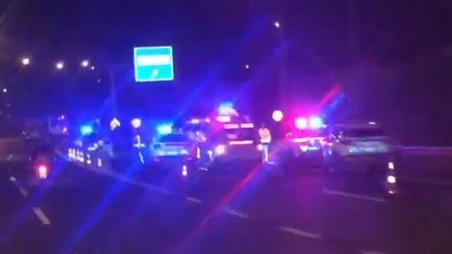 Arızalanan otomobilini iterken kazada öldü