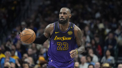 LeBron James bir kez daha tarihe geçti!