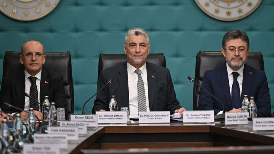 Üç bakandan Ramazan öncesi gıda zirvesi