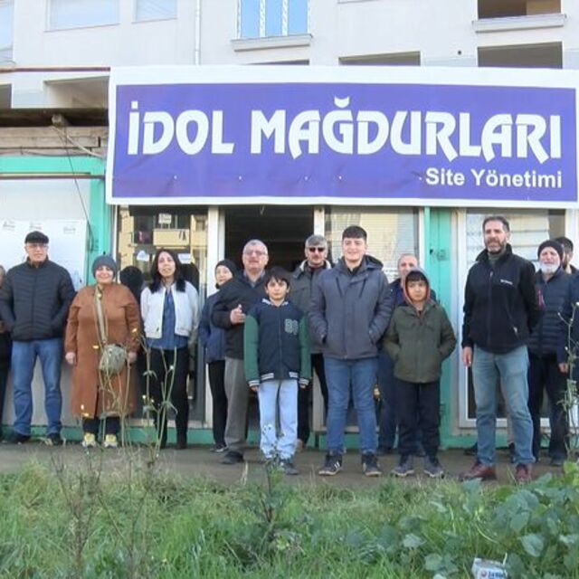 Bitmeyen inşaatın mağdurlarına "çıkın" tebligatı