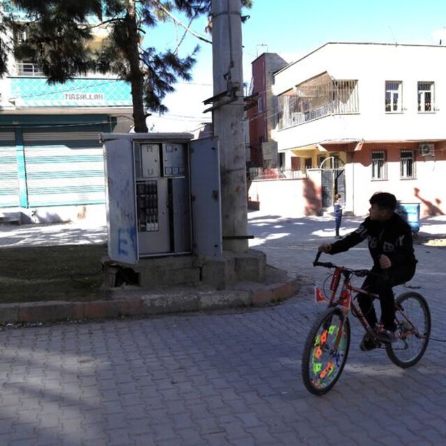 Şanlıurfa'da kapağı açık trafo tepkisi