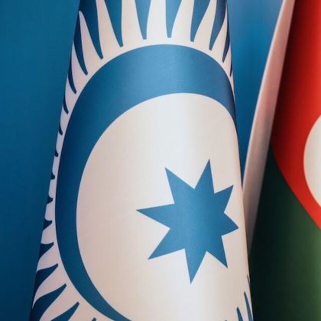 Türk Devletleri Teşkilatı bayraklarını yarıya indirdi