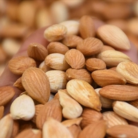 Kayısı çekirdeği yenir mi?