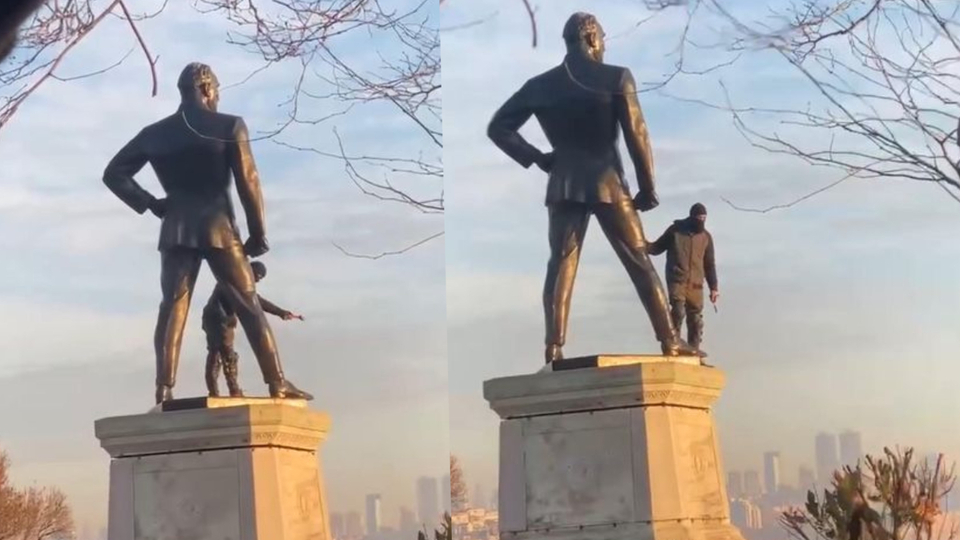 Atatürk anıtına çirkin saldırı!