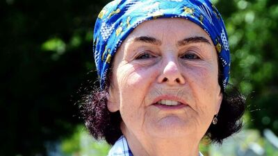 Mezarı başında anıldı