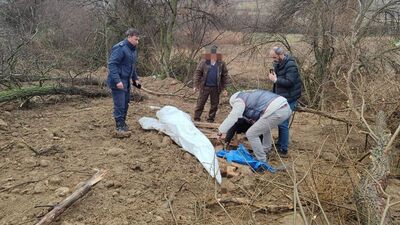 "Çalındı" dediği traktörünü gömmüş