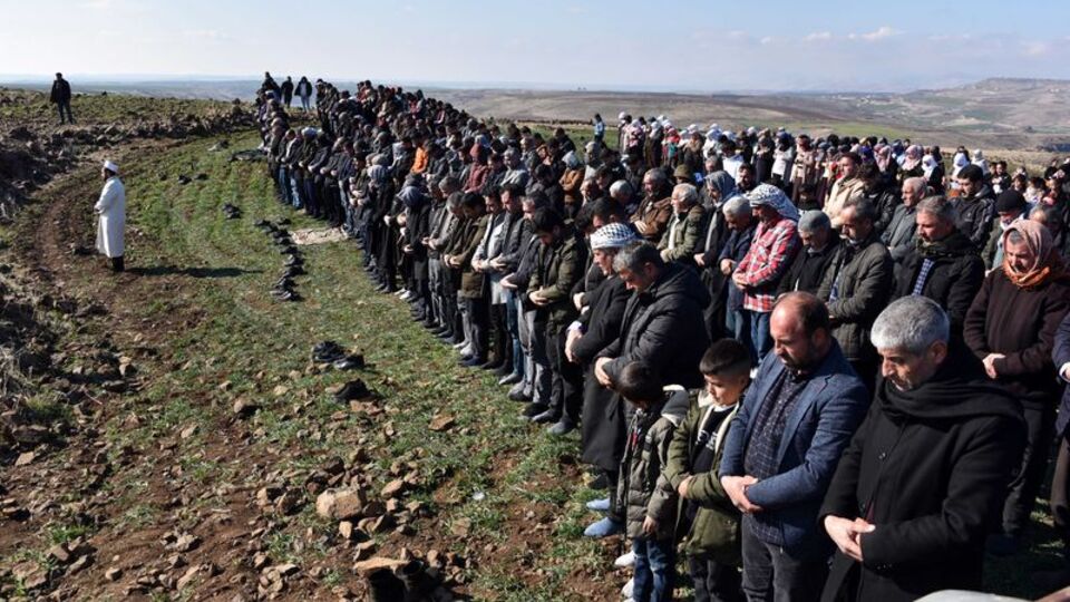 Çiftçiler ellerini yağmur için açtı