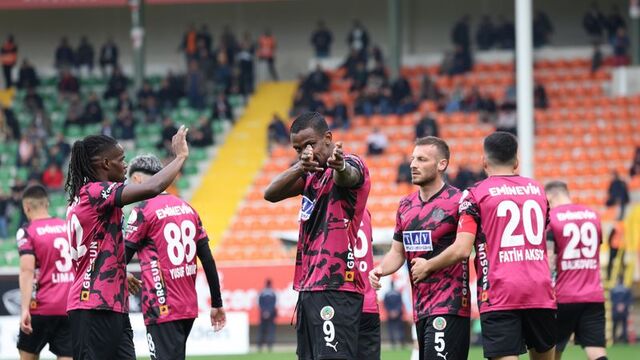 9 gollü düelloda kazanan Alanyaspor!