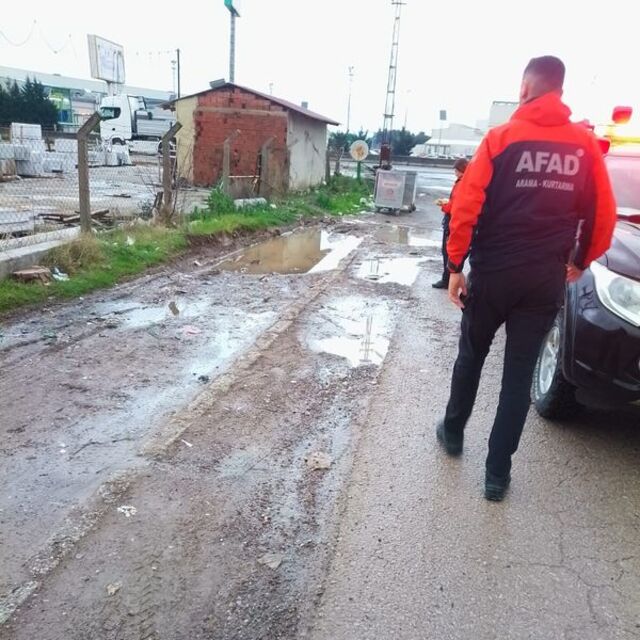 Rögardan mavi renkli su taştı
