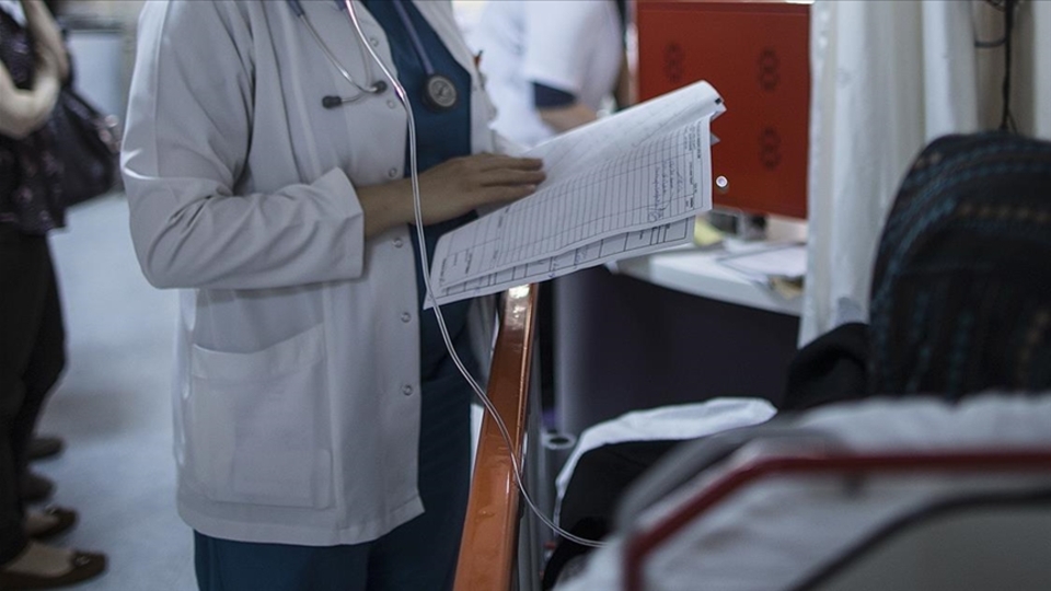 Aile hekimlerinin hastanelere yönlendirdiği kişilere yüzde 50 indirim