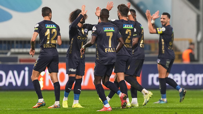 Gol düellosunda kazanan Kasımpaşa!