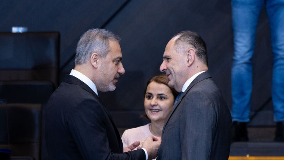 Bakan Fidan Yunan mevkidaşı ile görüştü