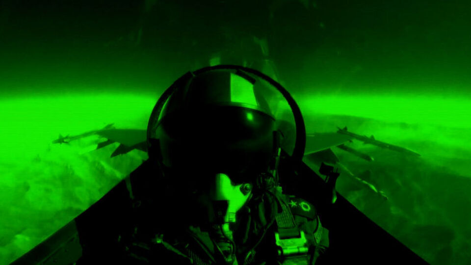 Irak ve Suriye'de 15 terörist etkisiz!