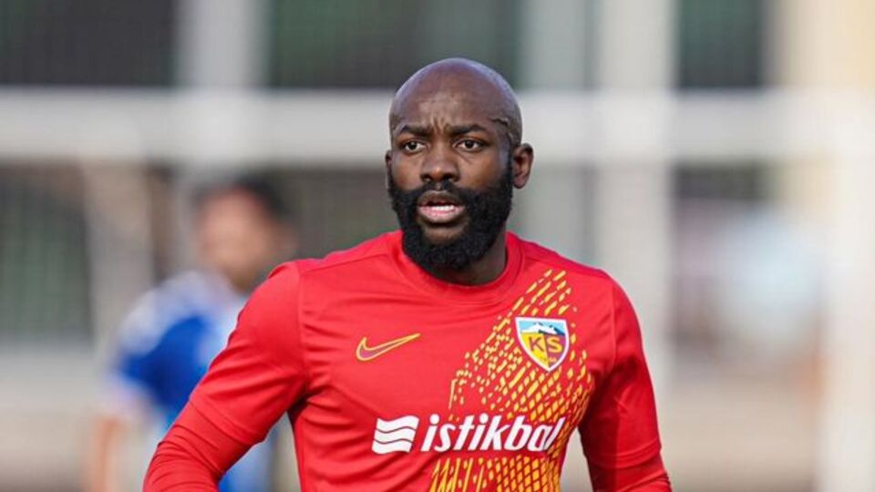 Kayserispor'da kadro dışı kararı!