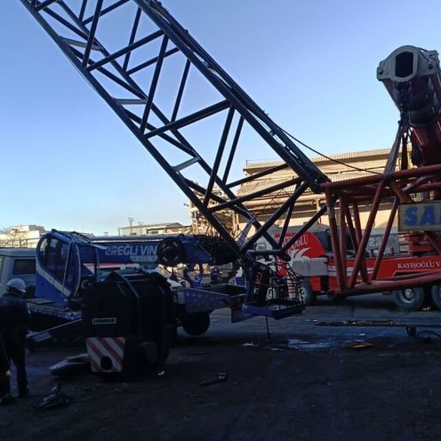 İşçilerin üzerine devrildi: 1 ölü, 1 yaralı