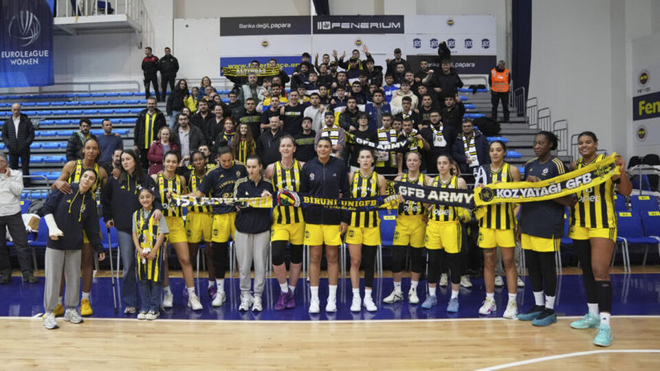 Fenerbahçe Opet grubunu namağlup tamamladı!
