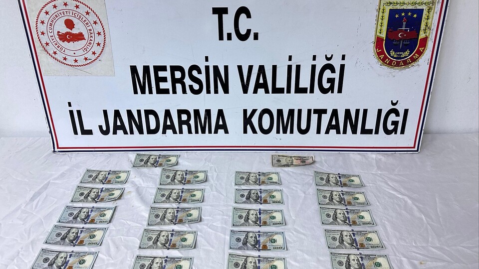 Mersin'de sahte dolar operasyonu!