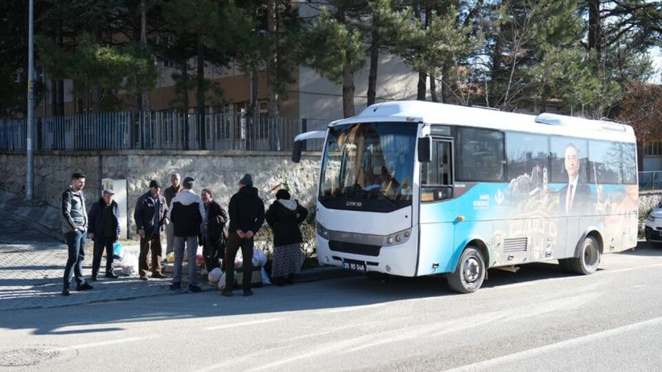 Sivrihisar'da halk pazarına ücretsiz sefer