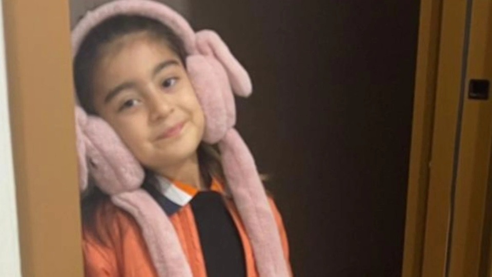 9 yaşındaki Elif'in son oyunu!