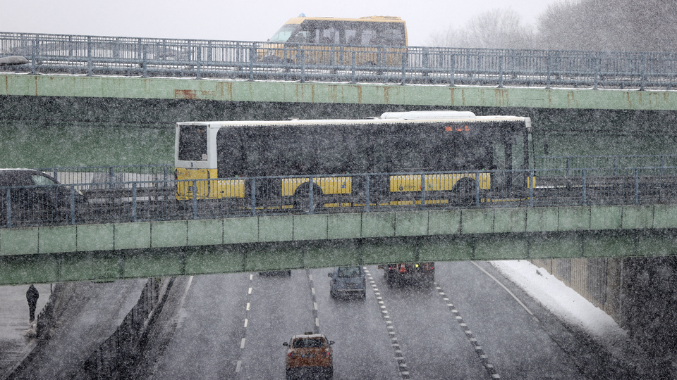 Kış geri dönüyor! Marmara dahil 4 bölgenin genelinde kar etkili olacak!