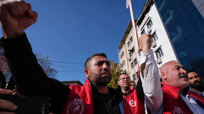 İzmir'de 158 işçi için eylem yapıldı