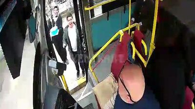 Otobüs şoförüne sürpriz kutlama