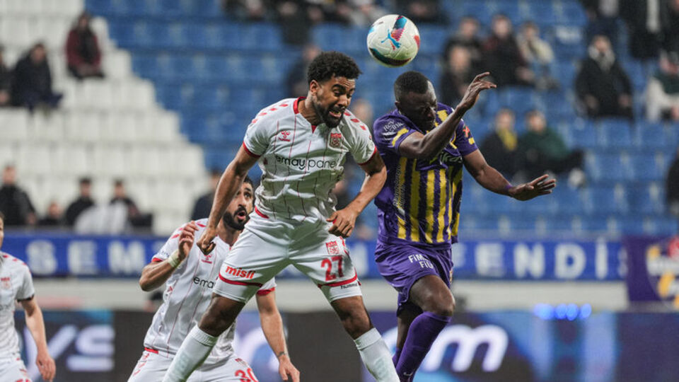 Eyüpspor, 9 kişi Sivasspor'u tek golle yendi!