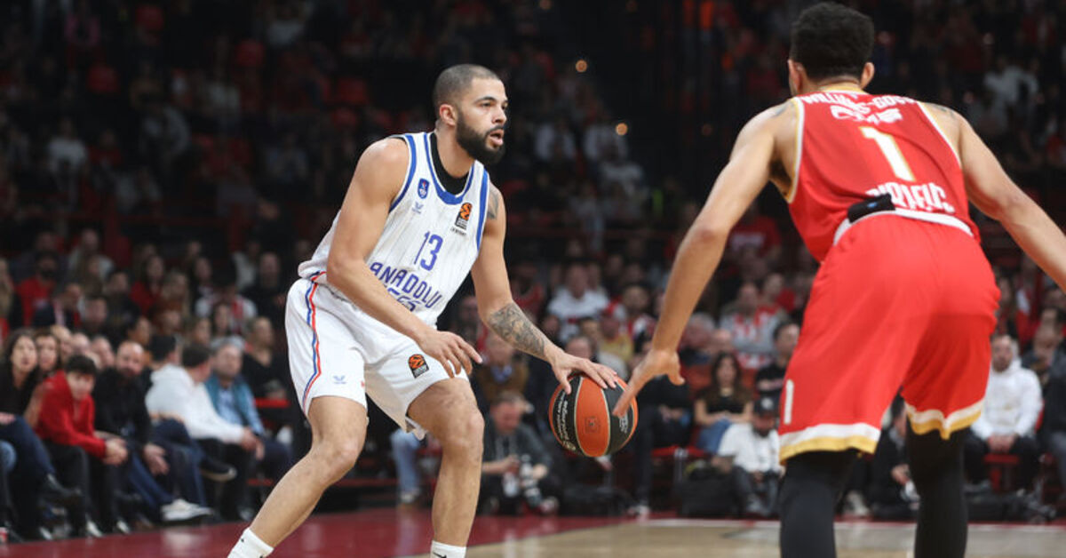 Anadolu Efes vs Olympiakos Maçı