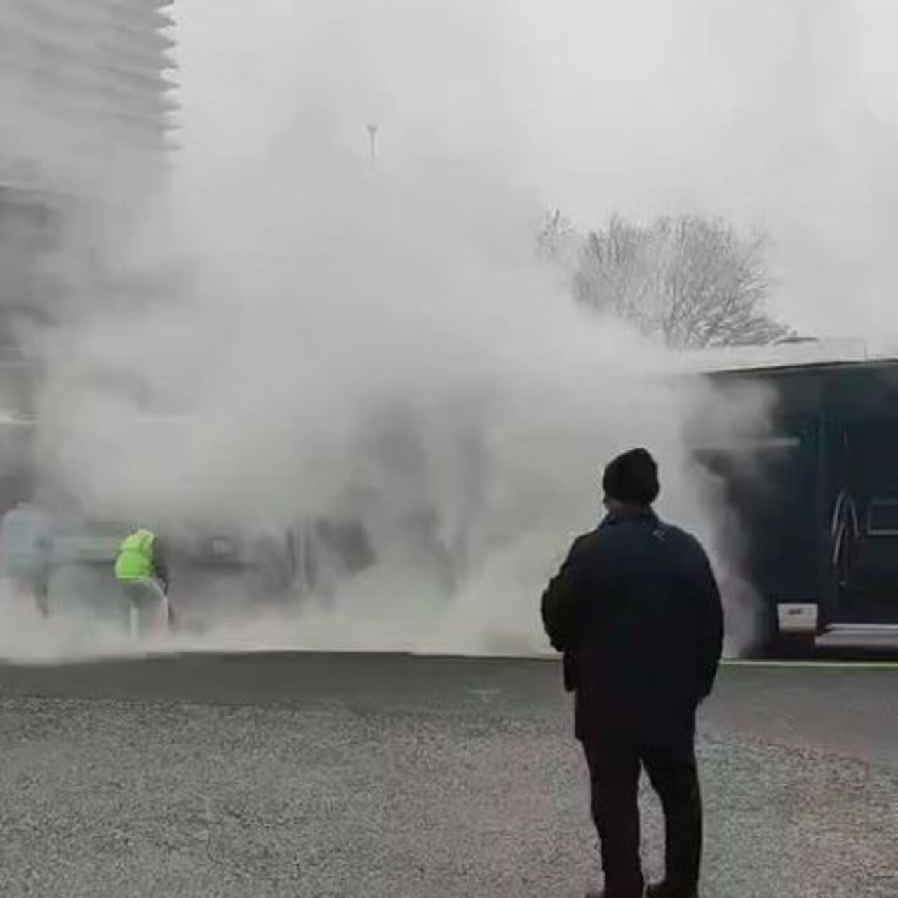 Metrobüste yangın çıktı