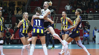 Voleybol derbisinde zafer Fenerbahçe'nin!