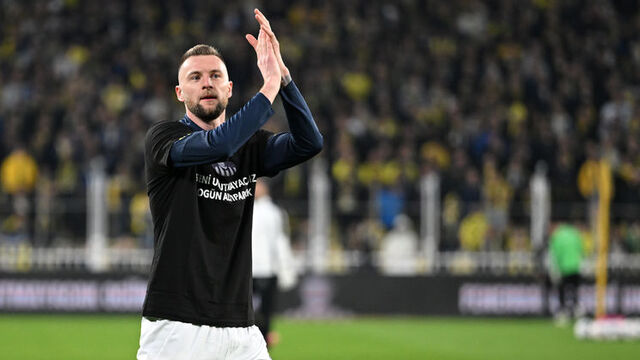 Fenerbahçe'de Carlos ve Skriniar ilk 11'de!