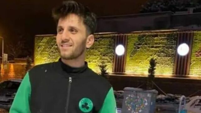 Genç kadın kalbinden bıçakladı!